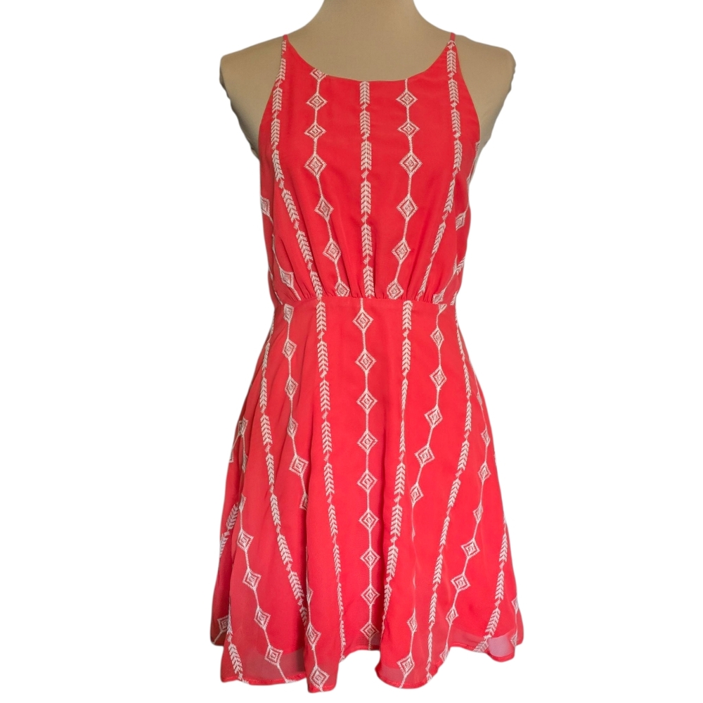Women's Botique Hashttag Boho Geometric Patterned Dress - Small